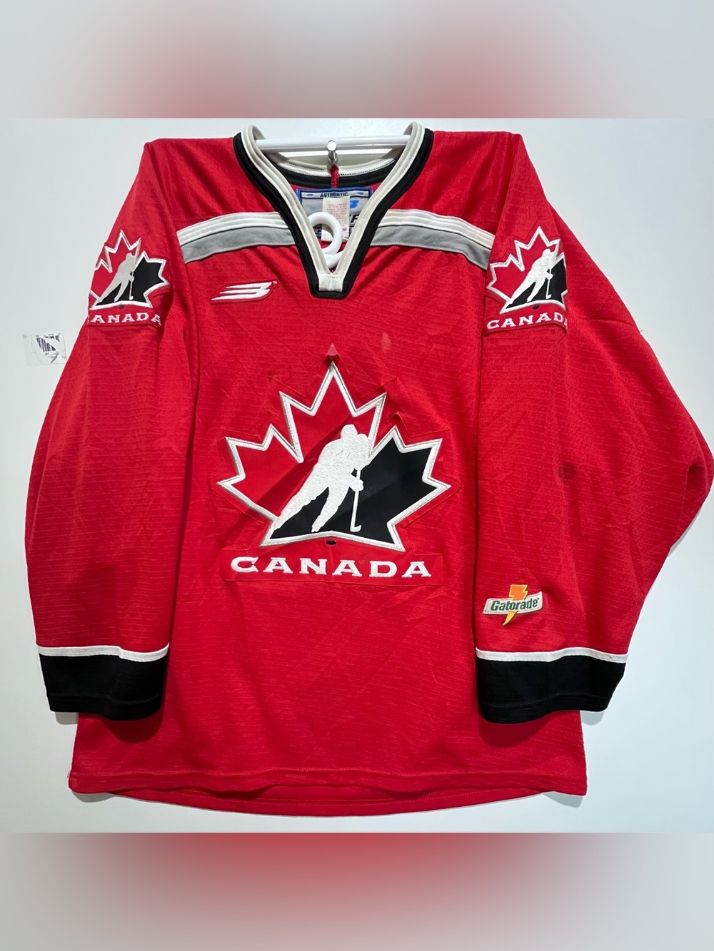 Bauer Team Canada Hockey Jersey men’s large